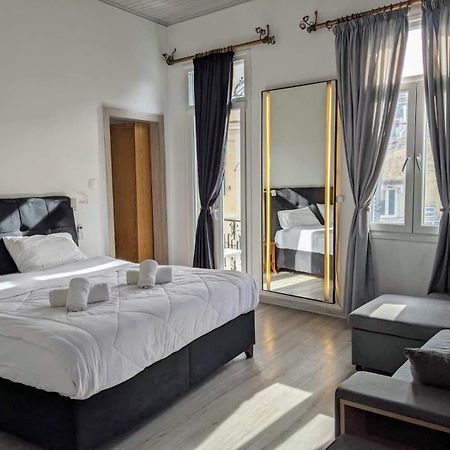 Travelers Luxury Suites, Studios & Apartments Corfu  Ngoại thất bức ảnh