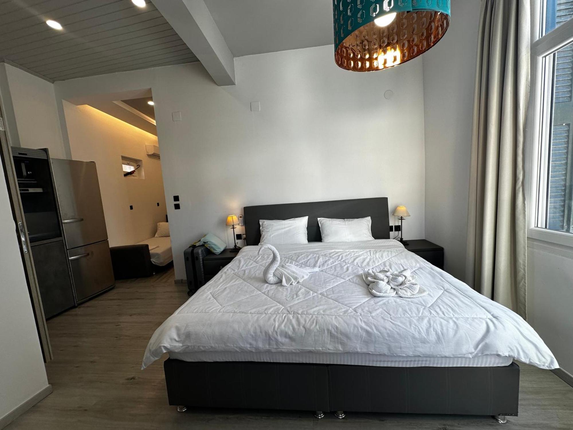 Travelers Luxury Suites, Studios & Apartments Corfu  Ngoại thất bức ảnh