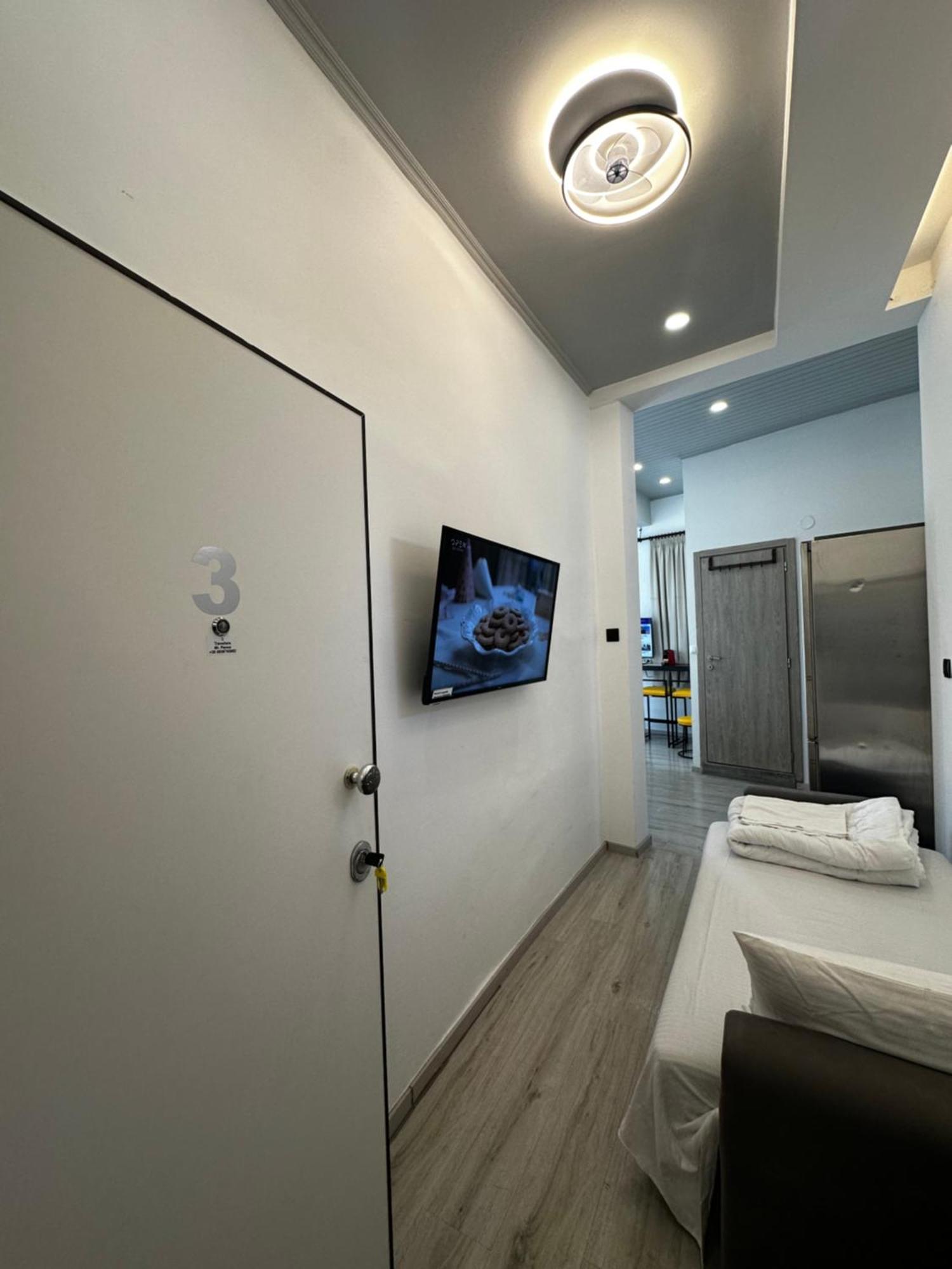 Travelers Luxury Suites, Studios & Apartments Corfu  Ngoại thất bức ảnh