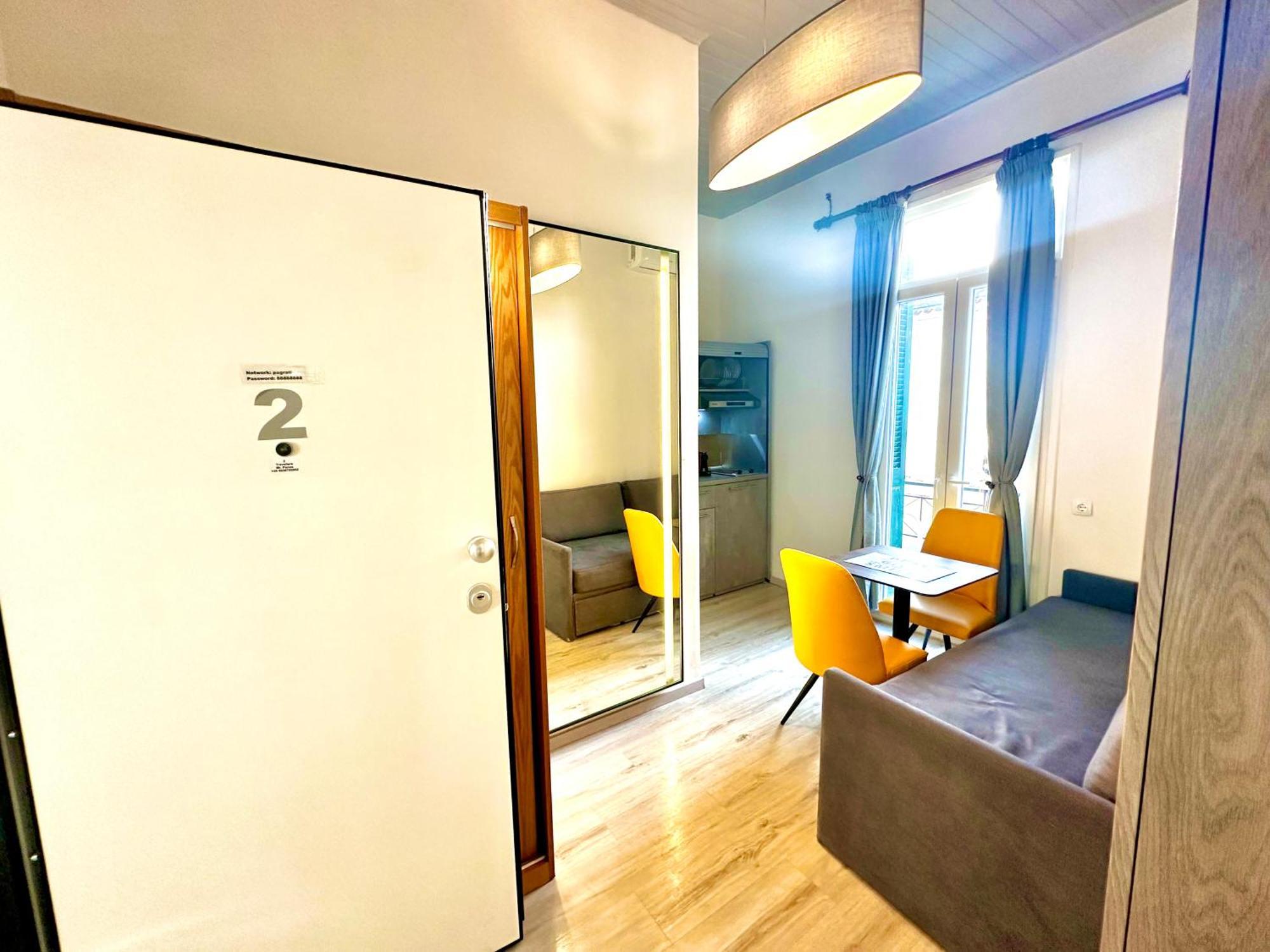 Travelers Luxury Suites, Studios & Apartments Corfu  Ngoại thất bức ảnh