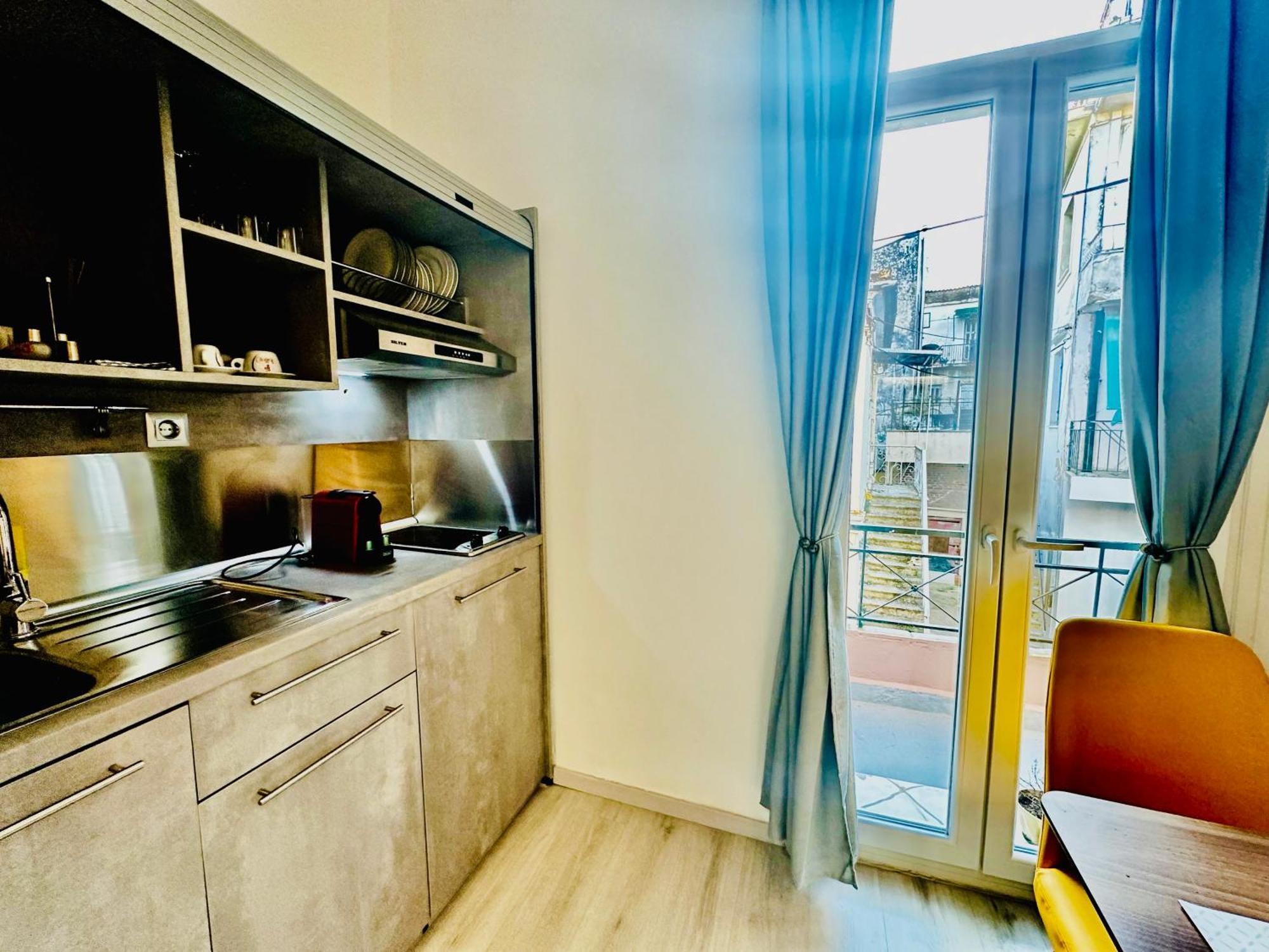 Travelers Luxury Suites, Studios & Apartments Corfu  Ngoại thất bức ảnh