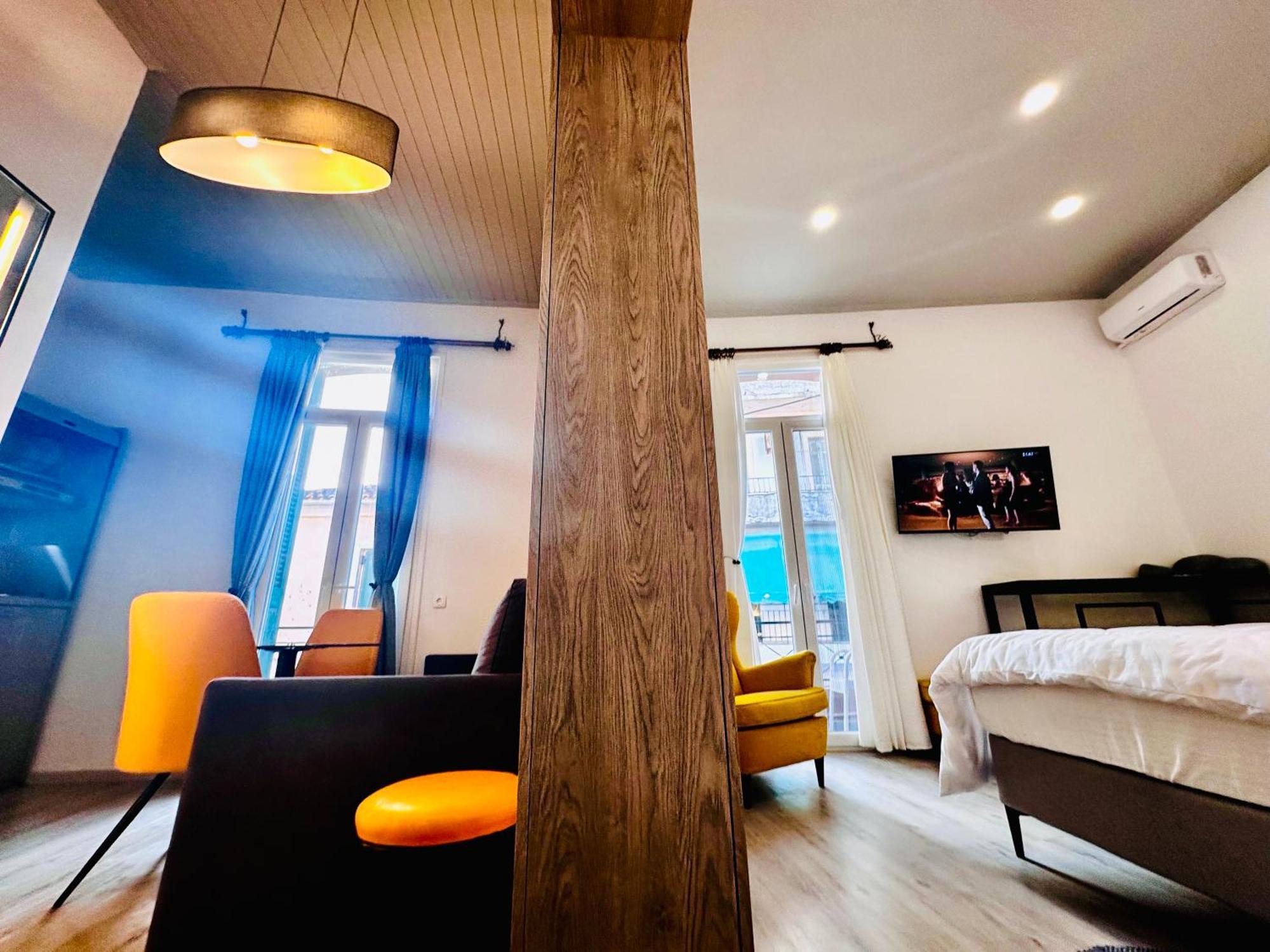 Travelers Luxury Suites, Studios & Apartments Corfu  Ngoại thất bức ảnh