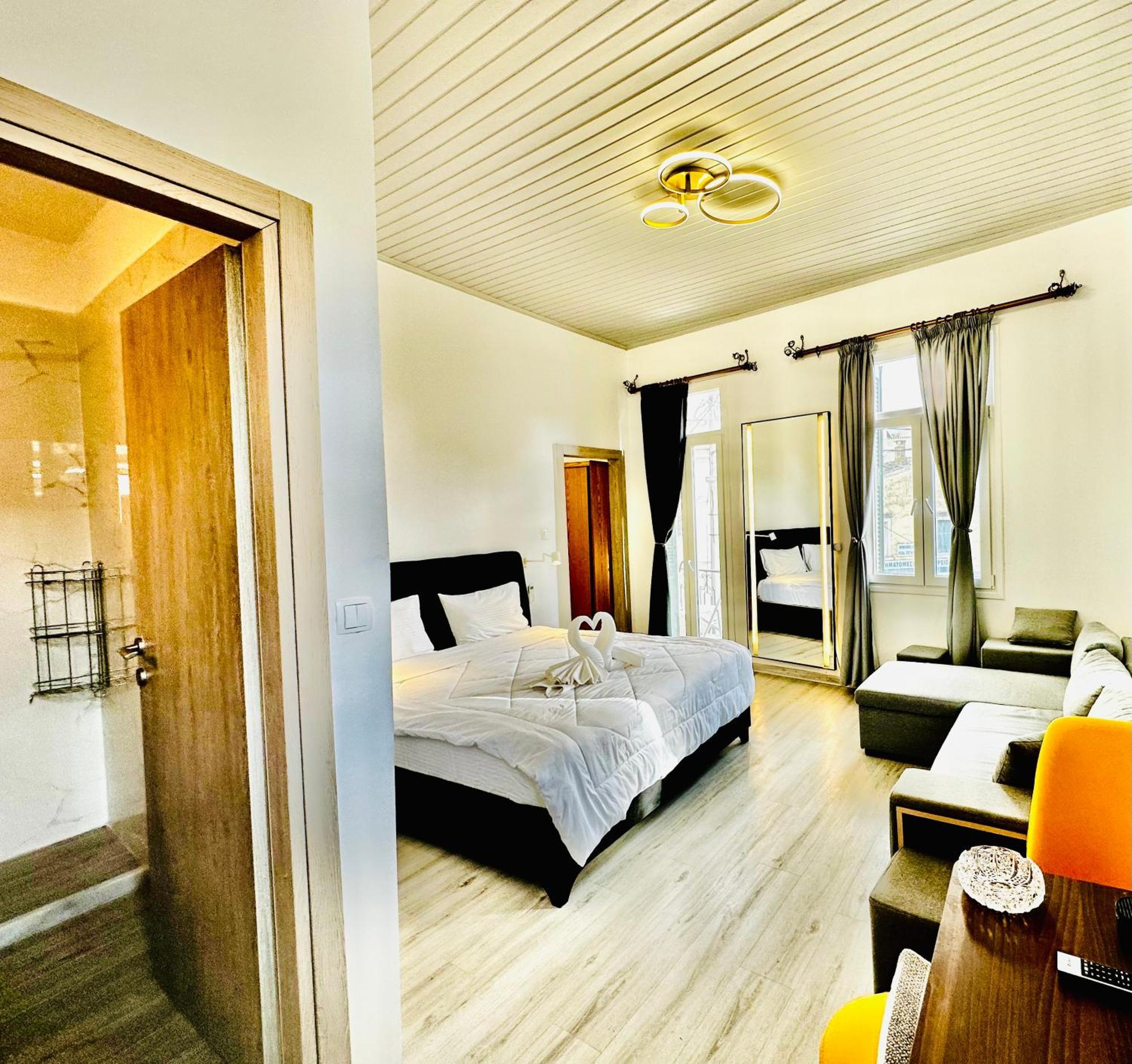 Travelers Luxury Suites, Studios & Apartments Corfu  Ngoại thất bức ảnh