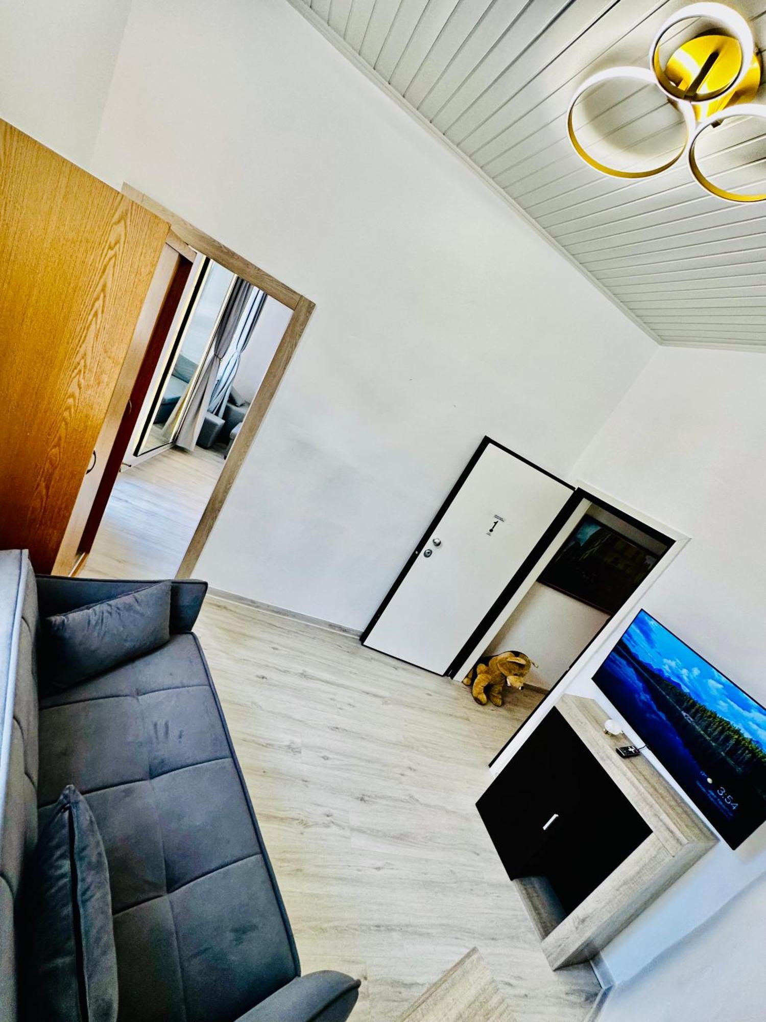 Travelers Luxury Suites, Studios & Apartments Corfu  Ngoại thất bức ảnh